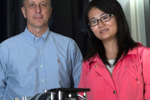 Researchers Tomasz Tkaczyk and Ye Wang, who earned her doctorate this year at Rice, led the development of a portable spectrometer able to capture far more data much quicker than other fiber-based systems. The TuLIPSS camera will be useful for quick analysis of environmental and biological data. Photo by Jeff Fitlow