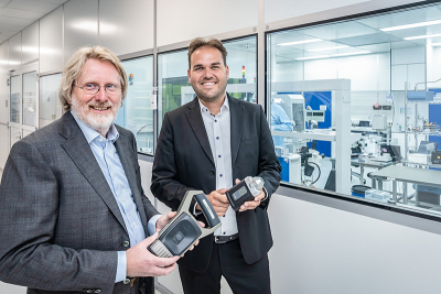 AgroCares and trinamiX partner to offer next-generation solution for onsite nutrient analysis. In the picture: Henri Hekman, CEO and Founder of AgroCares, and Dr. Christian Nitschke, Director IR Sensing & Spectroscopy Solutions Business at trinamiX. Copyright: trinamiX GmbH Photo of Henri Hekman, CEO and Founder of AgroCares, and Dr. Christian Nitschke, Director IR Sensing & Spectroscopy Solutions Business at trinamiX